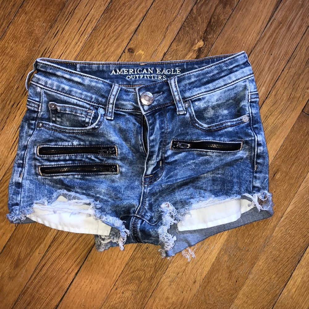 🌸American Eagle Super Stretched Shorts 🌸